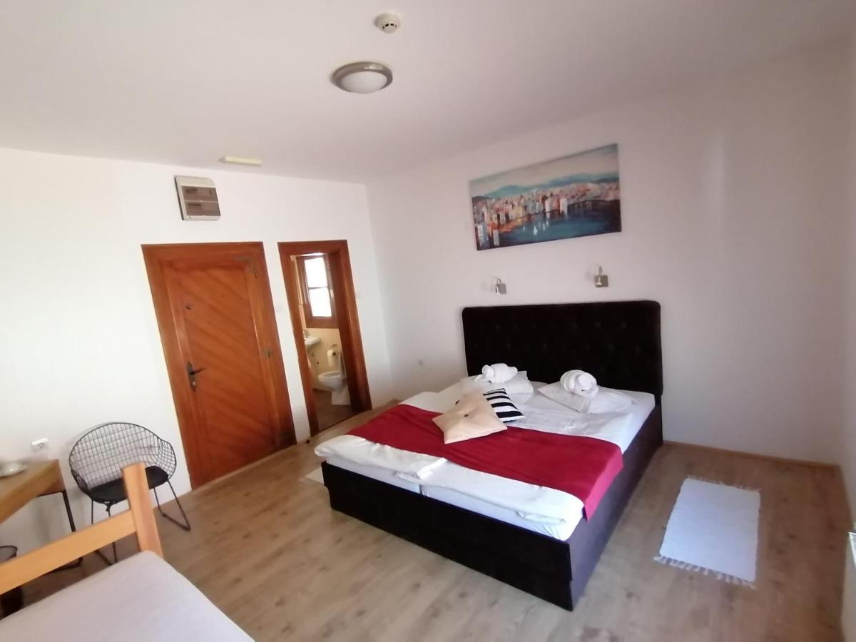 Mon Accommodation Free Parking Nis Exterior photo